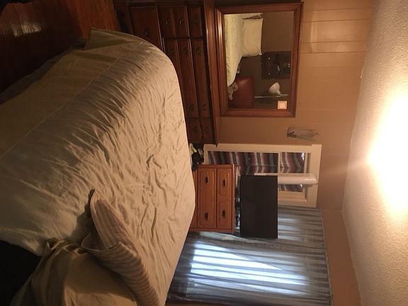 Bedroom #2 from another angle.