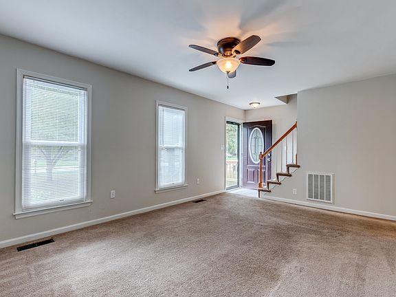 4th image of 3704 Julep Dr