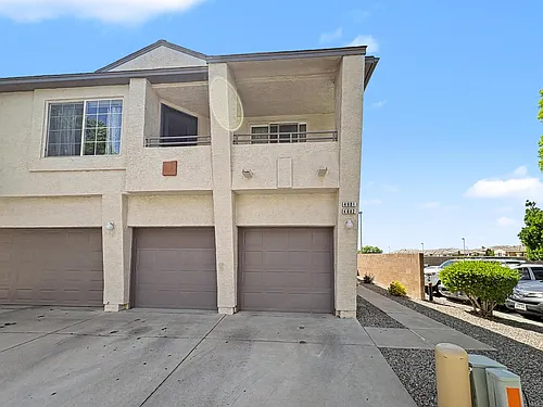 6501 San Antonio Dr NE Photo 1