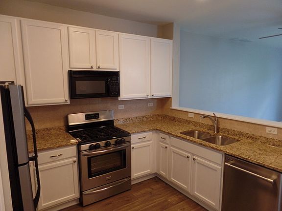 2nd image of 730 Woodewind Dr #730