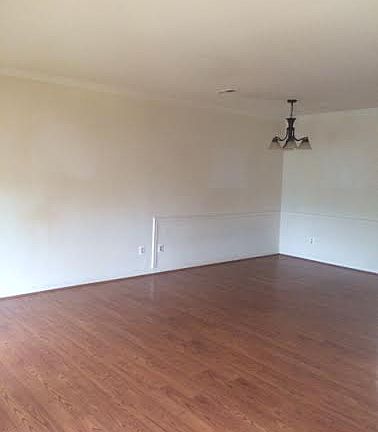 2nd image of 5167 Dominion Dr