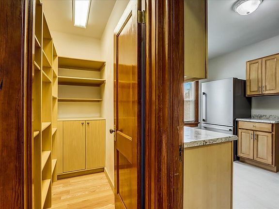 2nd image of 1703 W Custer Ave #1703