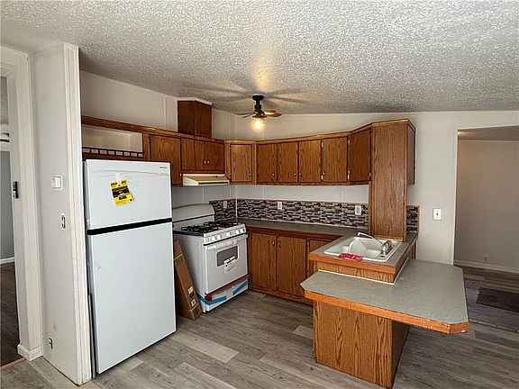 5th image of 6237 N Main Street Ext