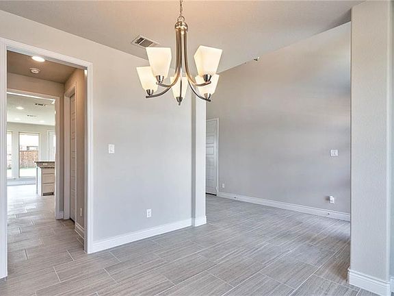 4th image of 708 Bretallow Dr