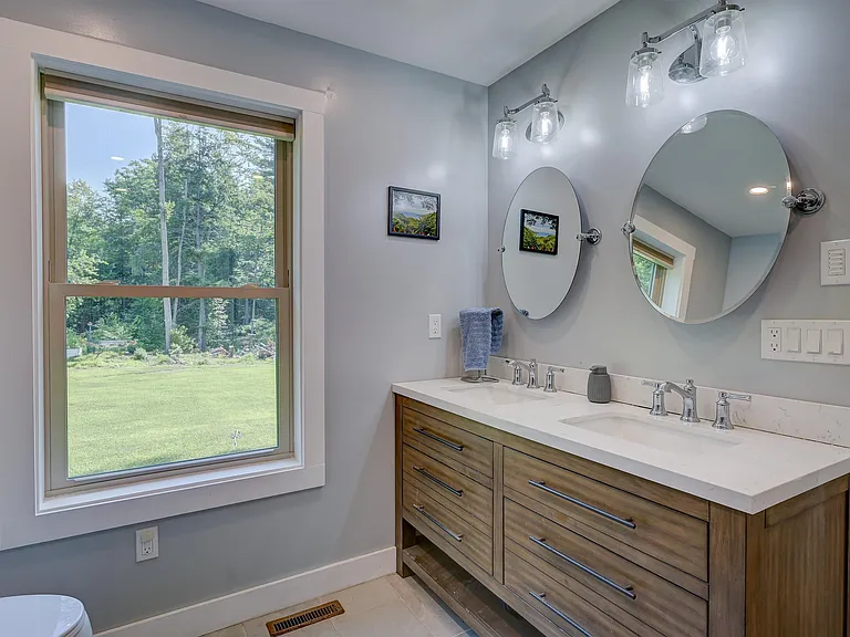 419 Winter Rd — Photo 16