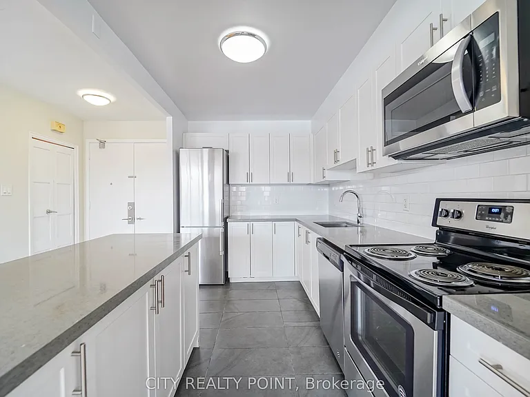 10 Shallmar Blvd #510 — Photo 5