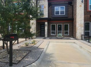1617 Cleaver St, Waxahachie, TX 75165