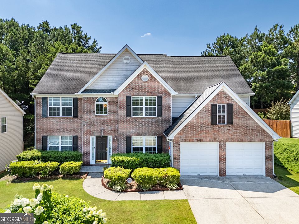 1st image of 665 Roxford Ln