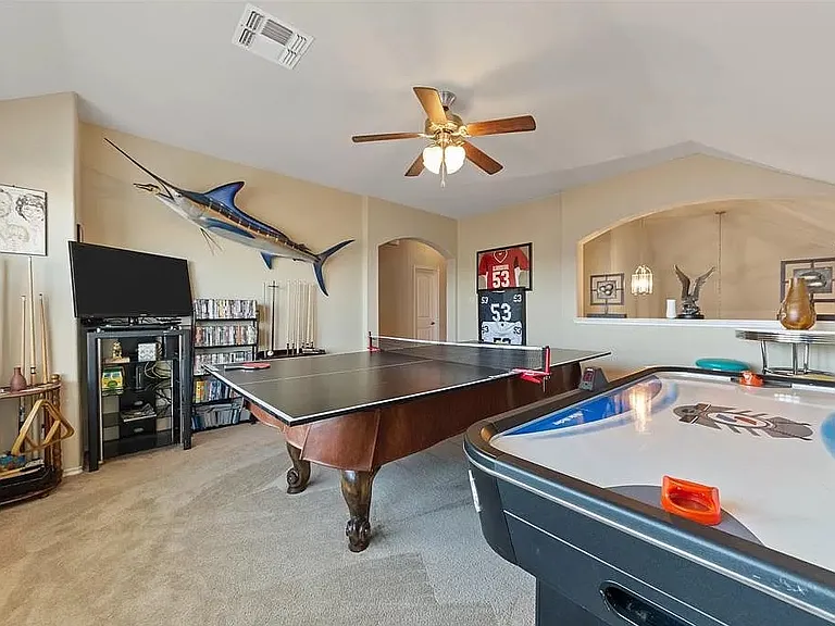 1701 Twin Hills Way — Photo 3