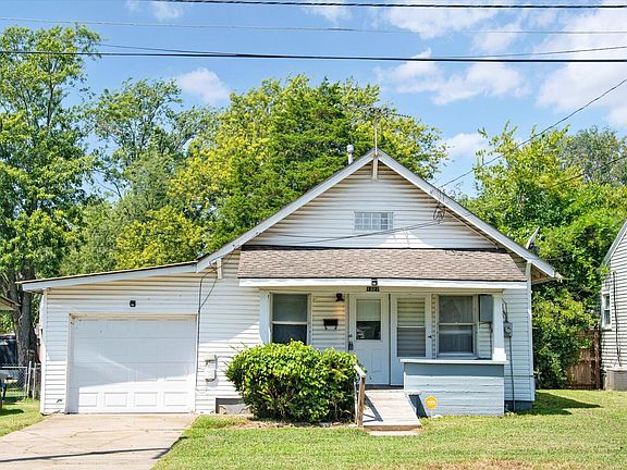 2nd image of 1327 N Marion Avenue