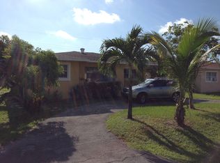 417 SW 4th Ter, Hallandale, FL 33009