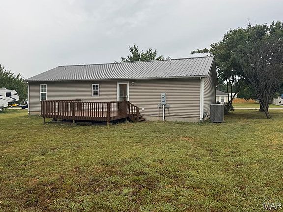4th image of 2133 Cedarwood Ct