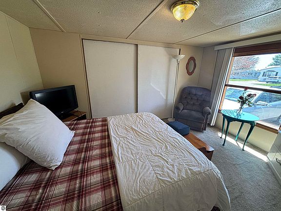 5th image of 4505 Goldenrod Dr