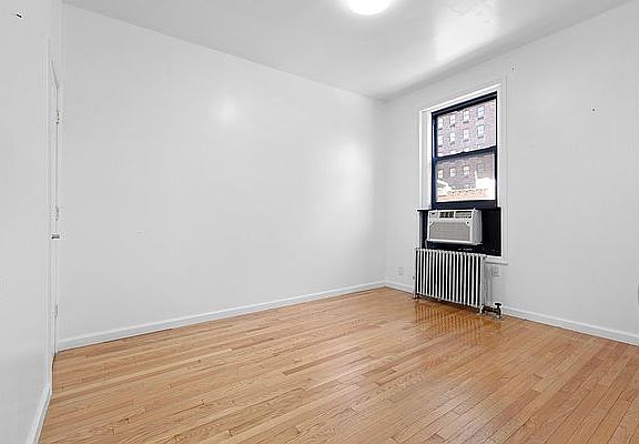 5th image of 401 W 57th St APT 5C