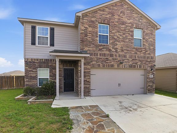 3rd image of 300 Hyacinth Way