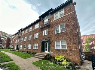 219 E 46th St UNIT 2W, Kansas City, MO 64112