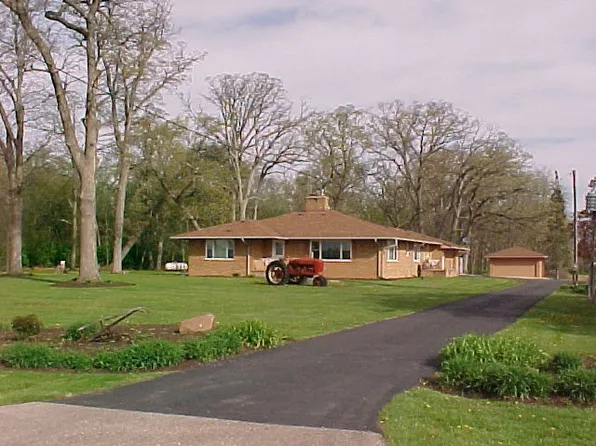 14518 Russellville Rd, Capron, IL 61012