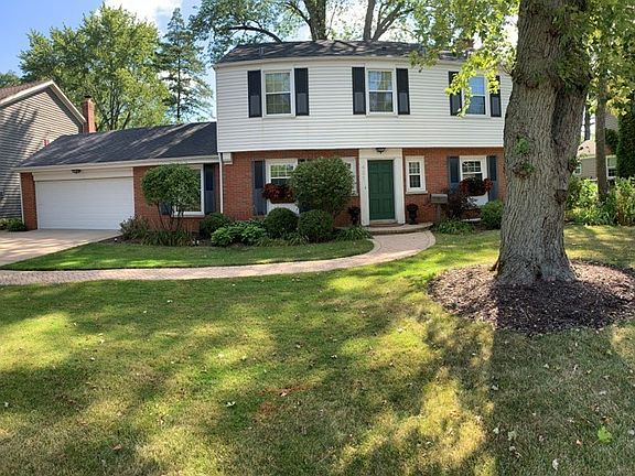 2nd image of 431 S Pine Ave