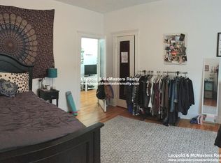 30 Bellevue St #12V, West Roxbury, MA 02132