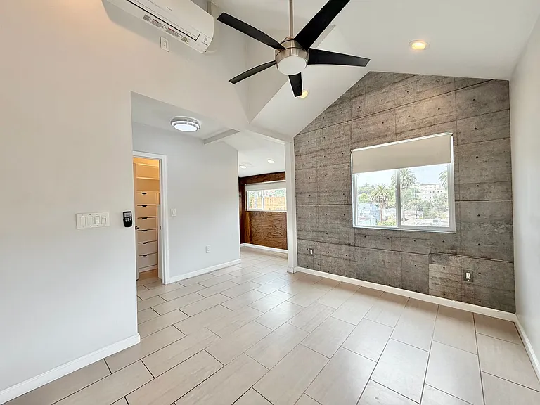 626 Benton Way — Photo 16