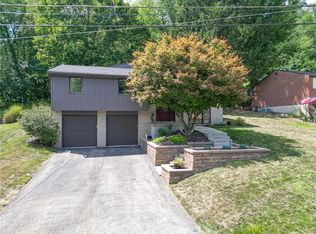 2915 Albine Dr, Glenshaw, PA
