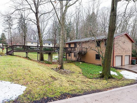3rd image of 290 Marian Lake Blvd