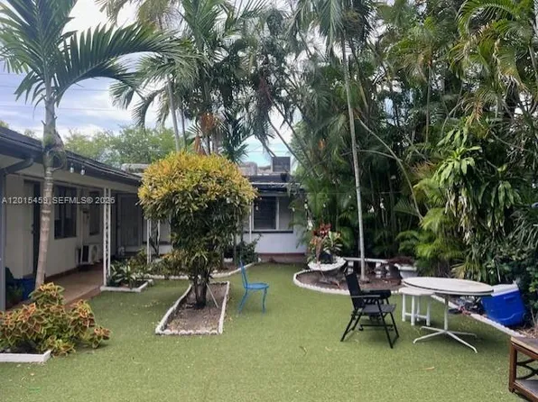 732 Moffett St #4A, Hallandale, FL 33009