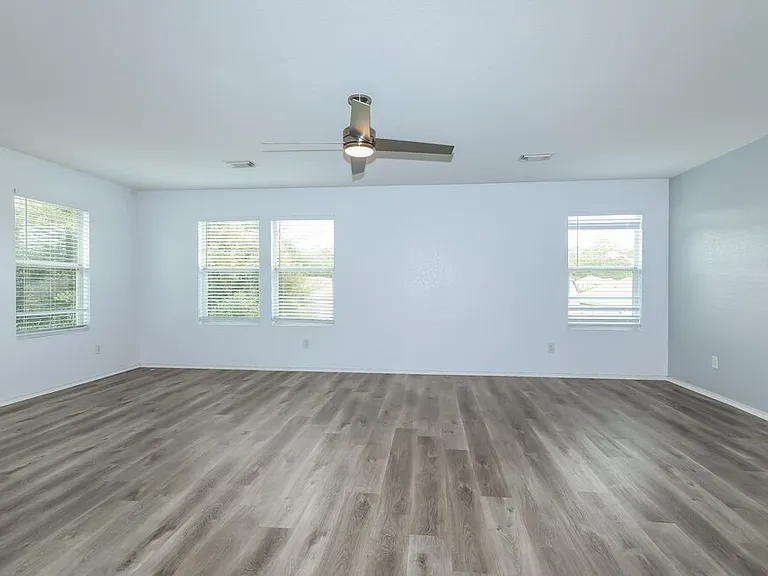 302 Falling Pine Dr — Photo 11