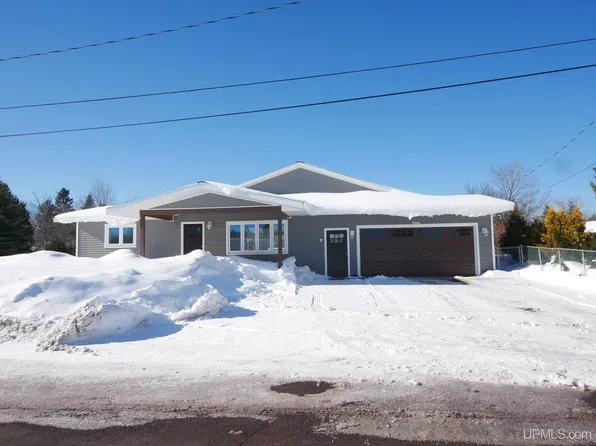 46545 Hildebrand St, Dodgeville, MI 49921