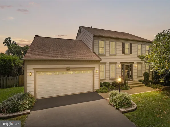 4293 Exeter Dr, Dumfries, VA 22025