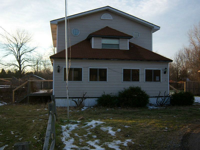 3152 S River Rd, Saginaw, MI 48609 Zillow