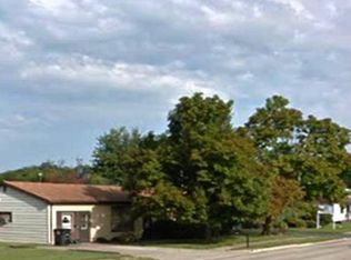 3723 16th St, Moline, IL 61265