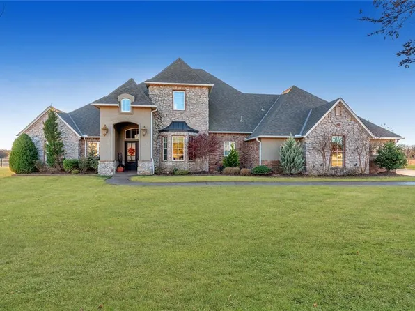 3575 Joshua Ln, Moore, OK 73165