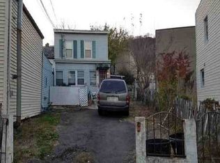 46 Chadwick St, Paterson, NJ
