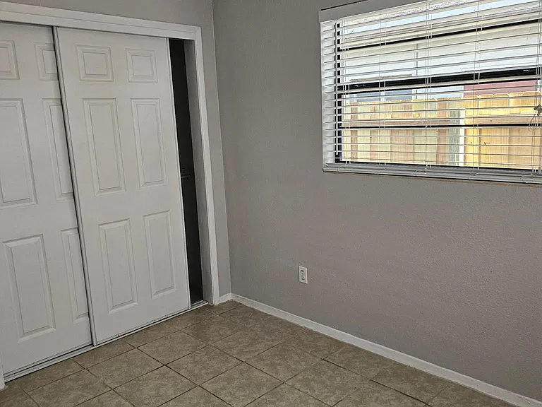 1273 Union St — Photo 24