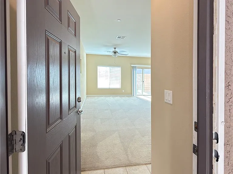 12 Jasmine Point St — Photo 5