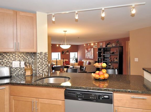 3rd image of 270 E Highland Ave APT 613