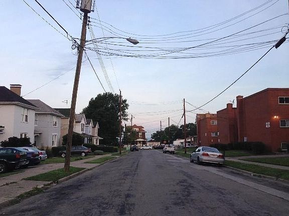 5th image of 2200 Lawn Ave