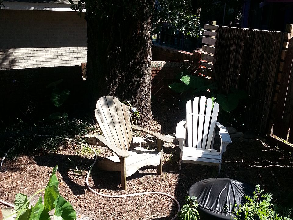 2nd image of 2802 E Lloyd St