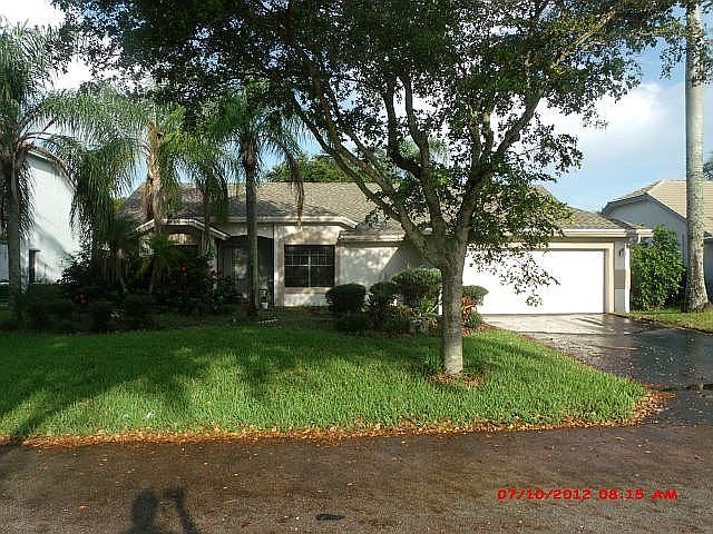 1st image of 5121 NW 43rd Ave