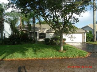 5121 NW 43rd Ave, Pompano Beach, FL 33073