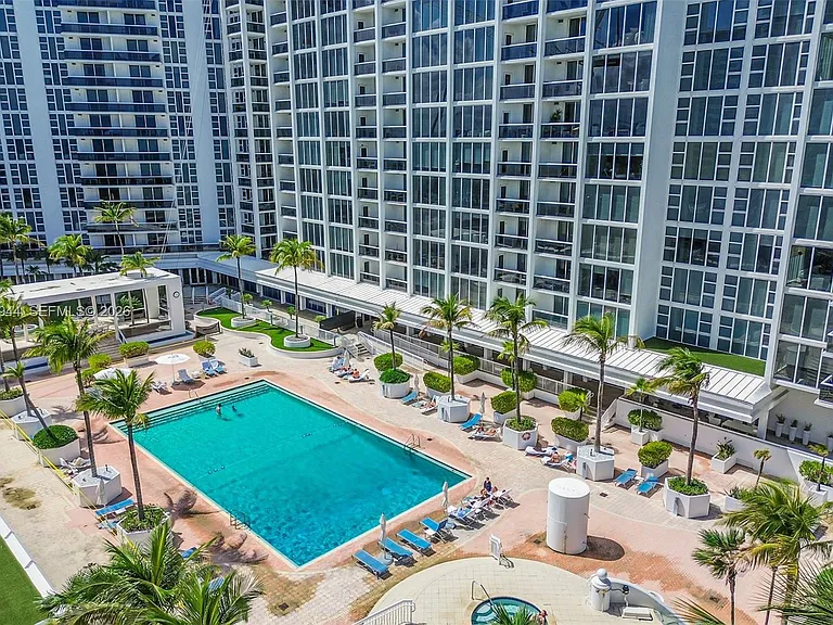 10275 Collins Ave #722 — Photo 19