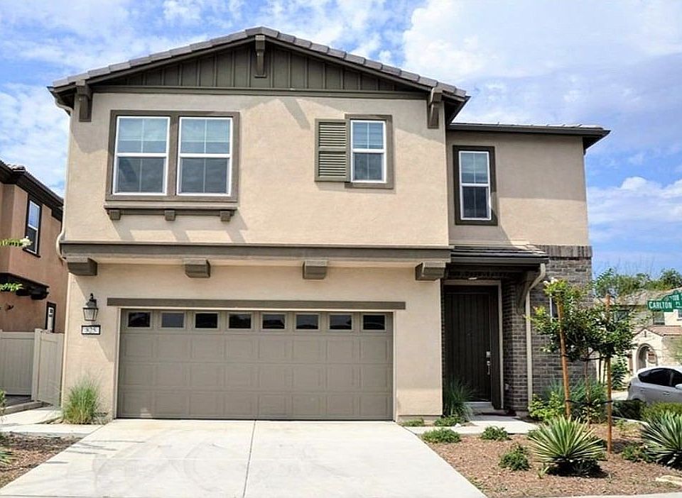 1st image of 825 Carlton Pl
