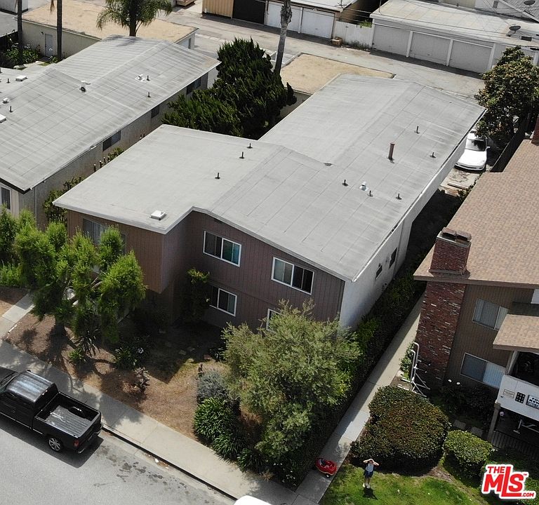 2nd image of 746 W Janetwood Dr