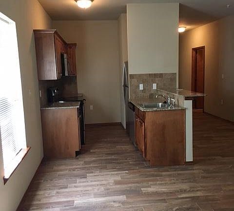Dining/Kitchen