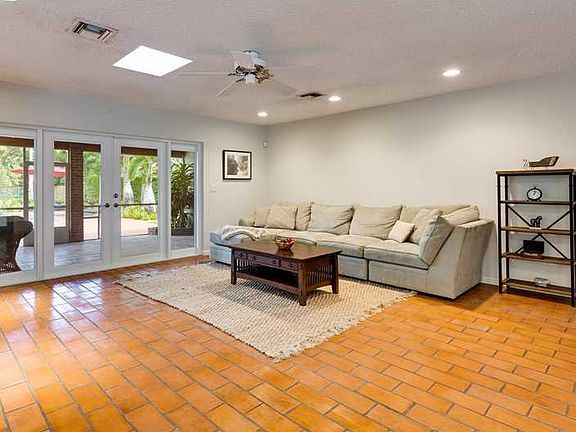 4th image of 17735 SW 84th Ave