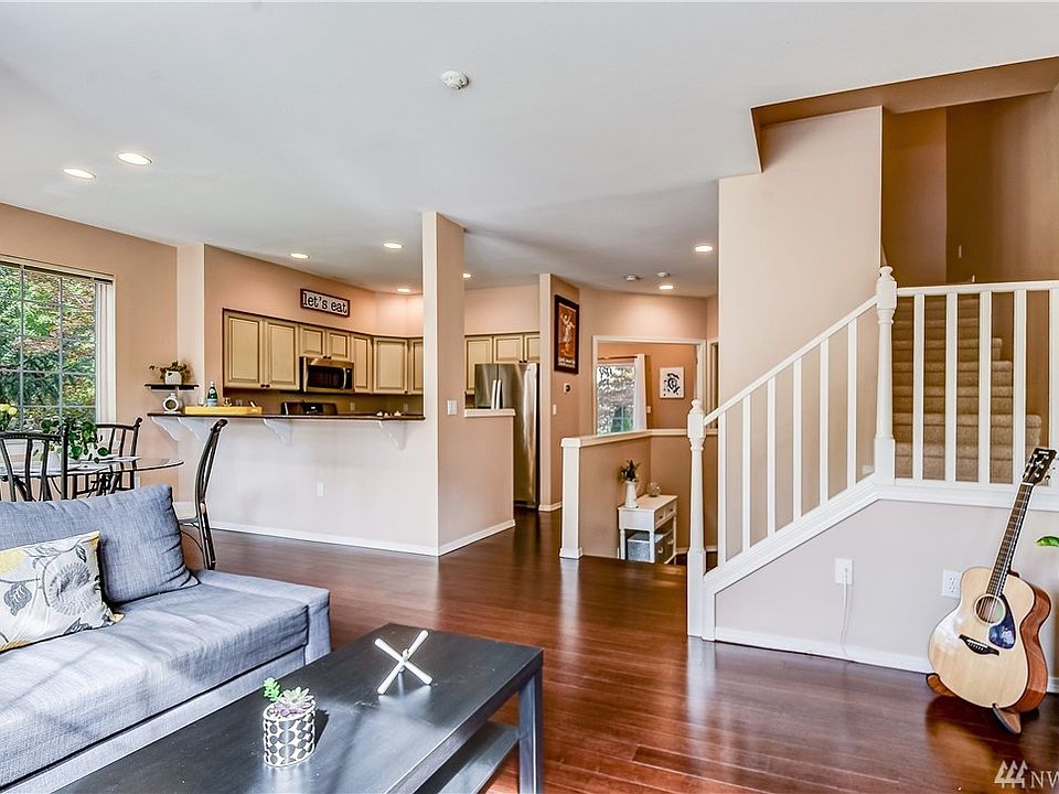1st image of 18676 NE 55th Way #18676