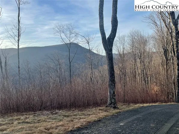 12A Chestnut Creek Rd, West Jefferson, NC 28694