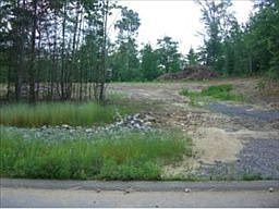 2nd image of 3 Hovey Rd