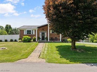 57 Della Dr, Bloomingdale, OH 43910